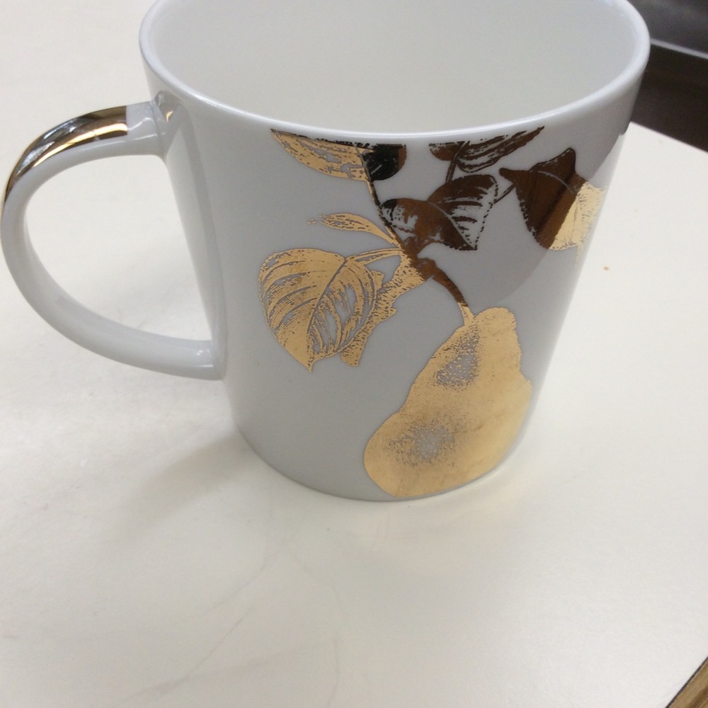 Paper products design mug. Gold  Paula Scarletta